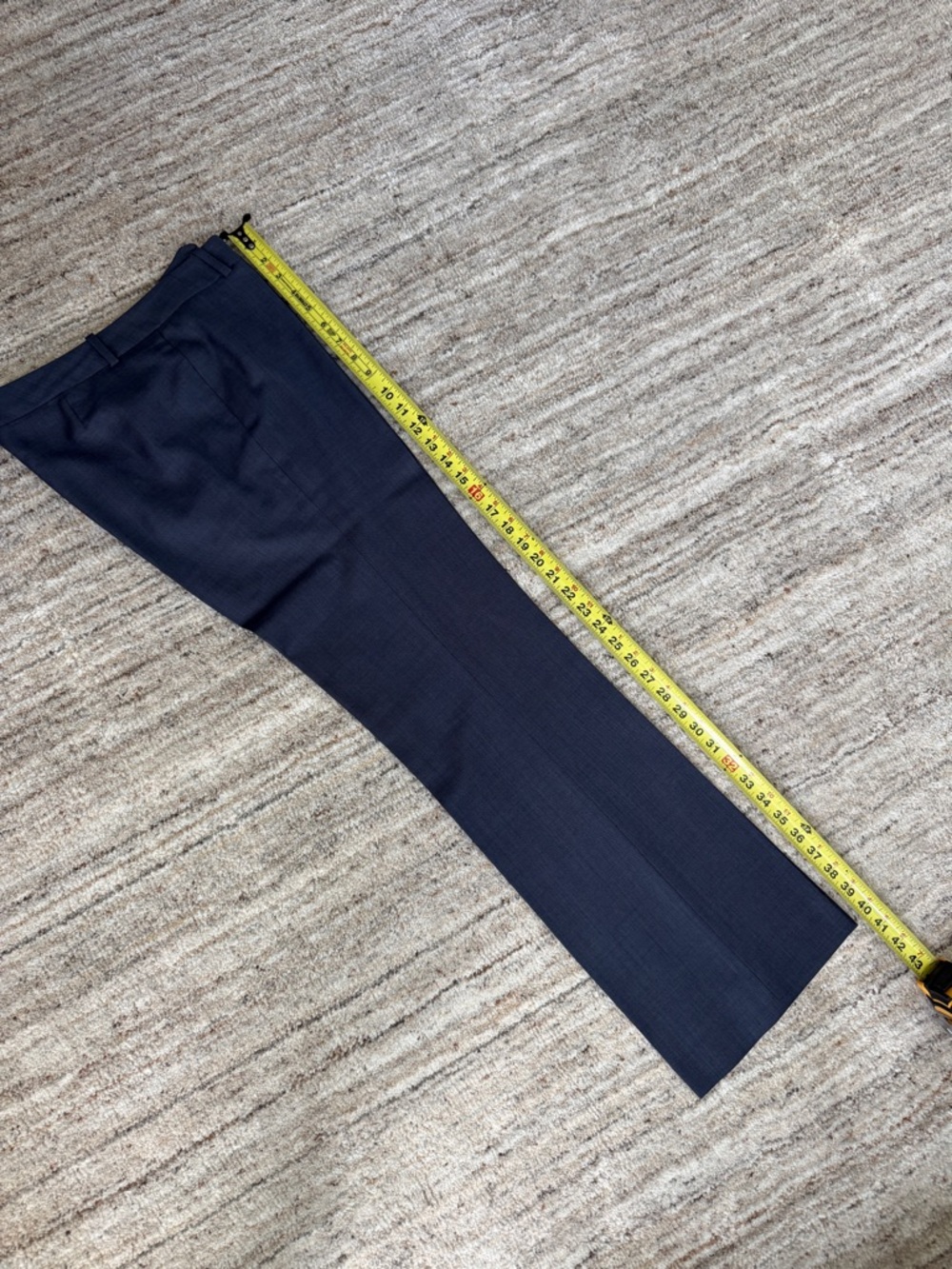 Hugo Boss Women’s Navy Suit Set (Blazer + Pants) – Tailored Fit - Size US 4 - Picture 9 of 12